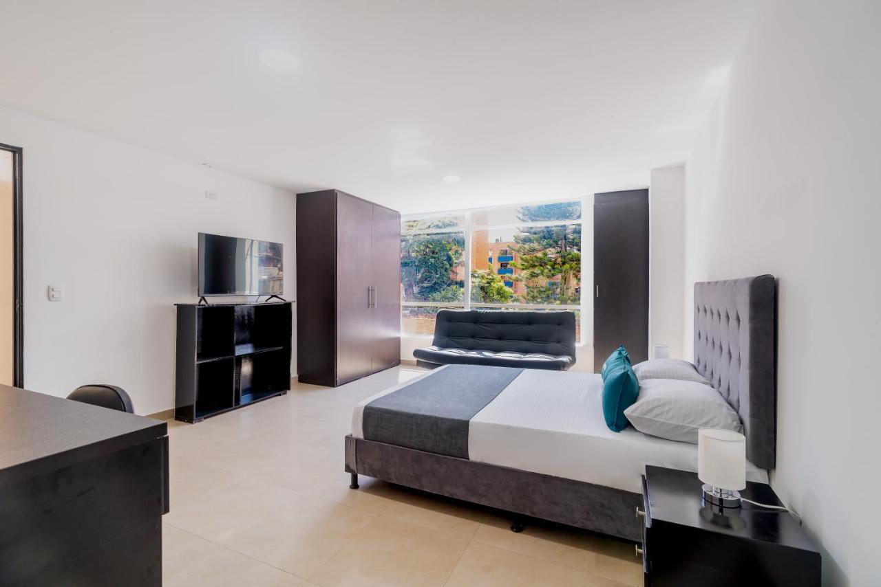 Ayenda Coliving La 78A Hotel Medellín Buitenkant foto