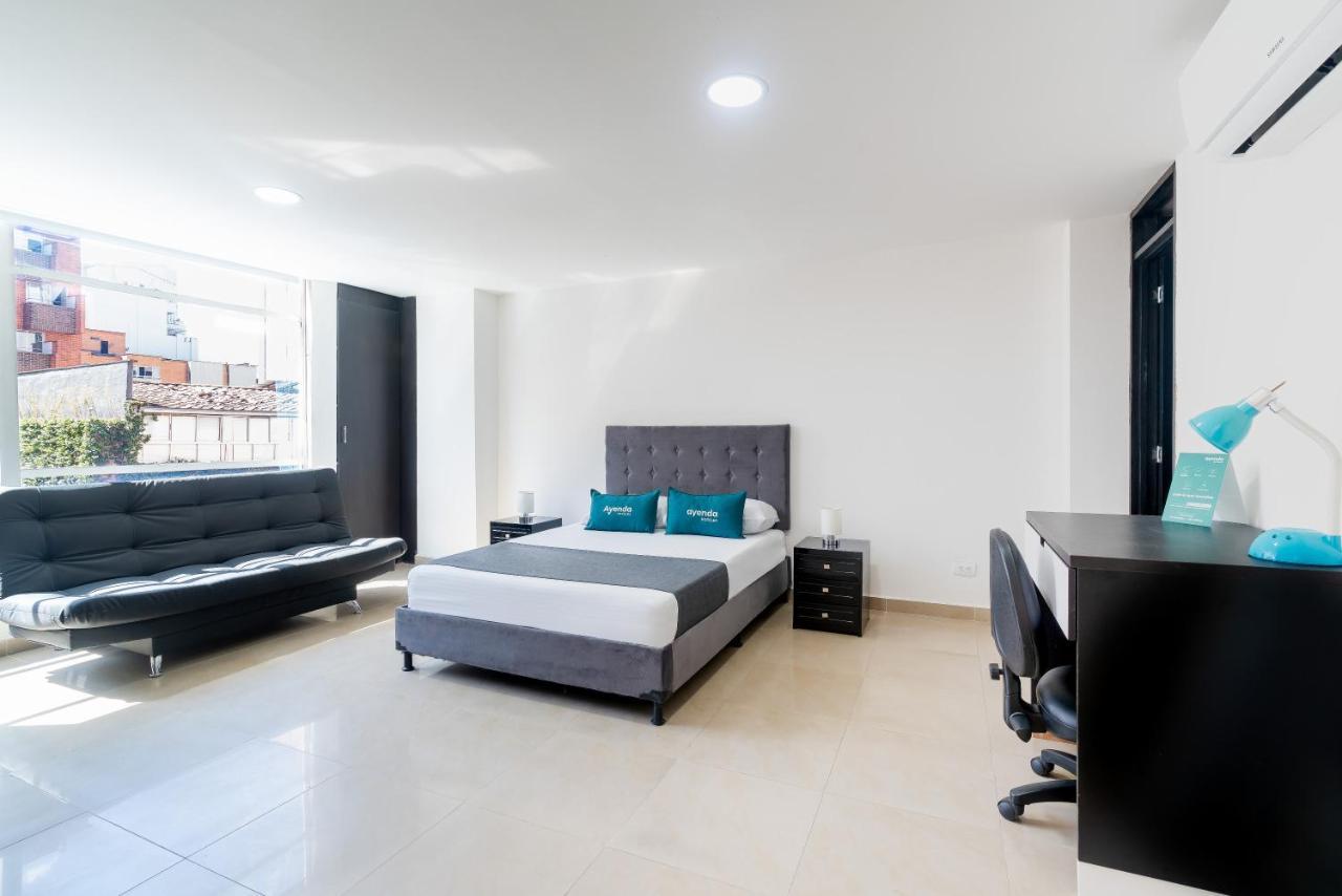 Ayenda Coliving La 78A Hotel Medellín Buitenkant foto