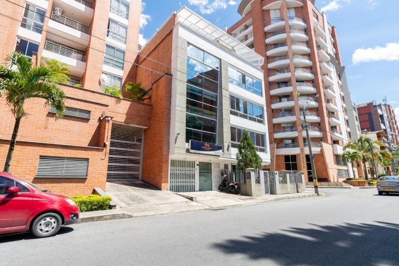 Ayenda Coliving La 78A Hotel Medellín Buitenkant foto